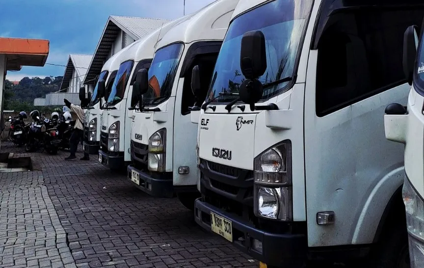Armada truk PT. Barokah Satria Expresindo